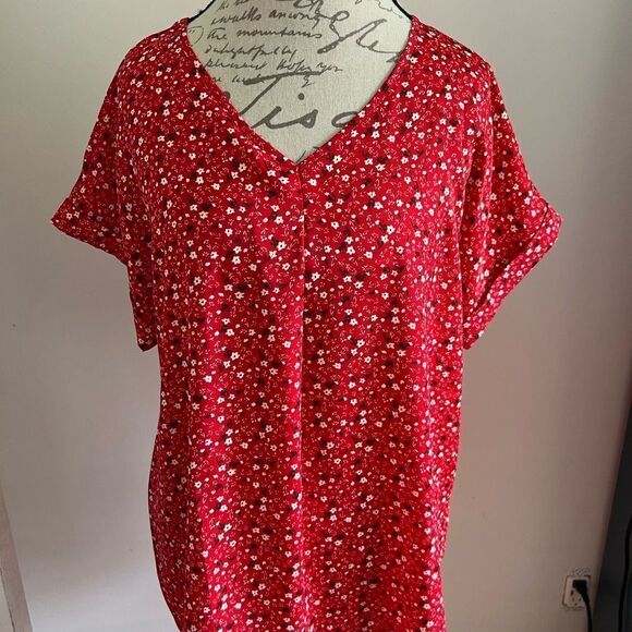 Red Floral Blouse - Picture 4 of 4